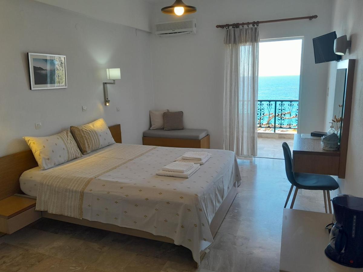 Livikon Studios & Rooms Rodakino Chambre photo